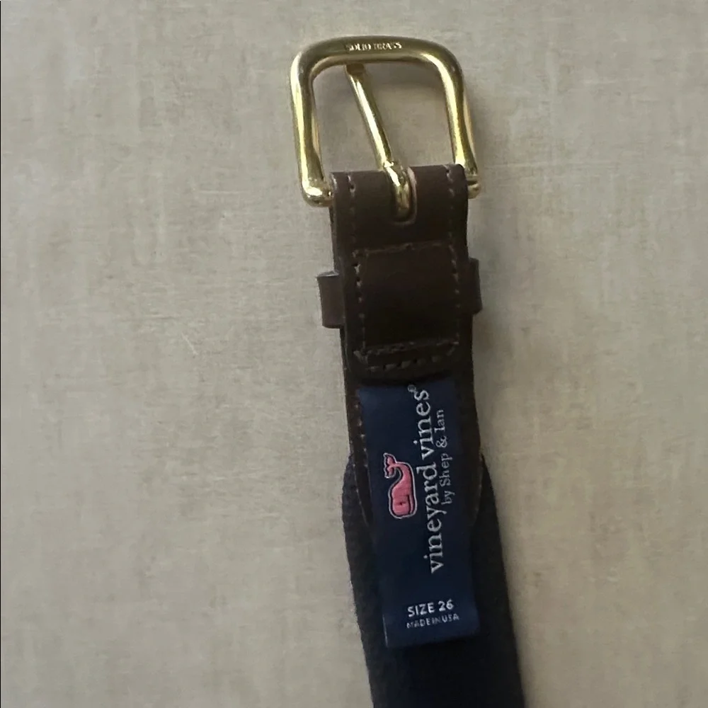Vineyard Vines christmas Belt